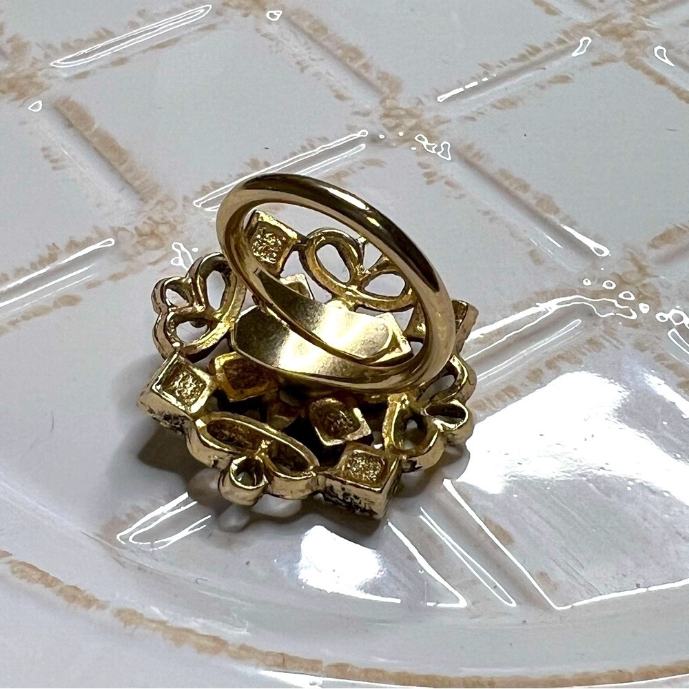 Vintage-Style Cocktail Ring with Faux Pearl & Green/Amber Stones – Size 5 - Picture 6 of 6